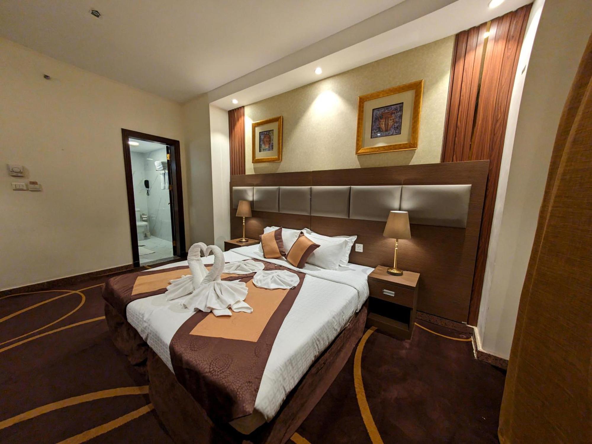 Qasr Al Ansar Golden Tulip Hotel Медина Экстерьер фото