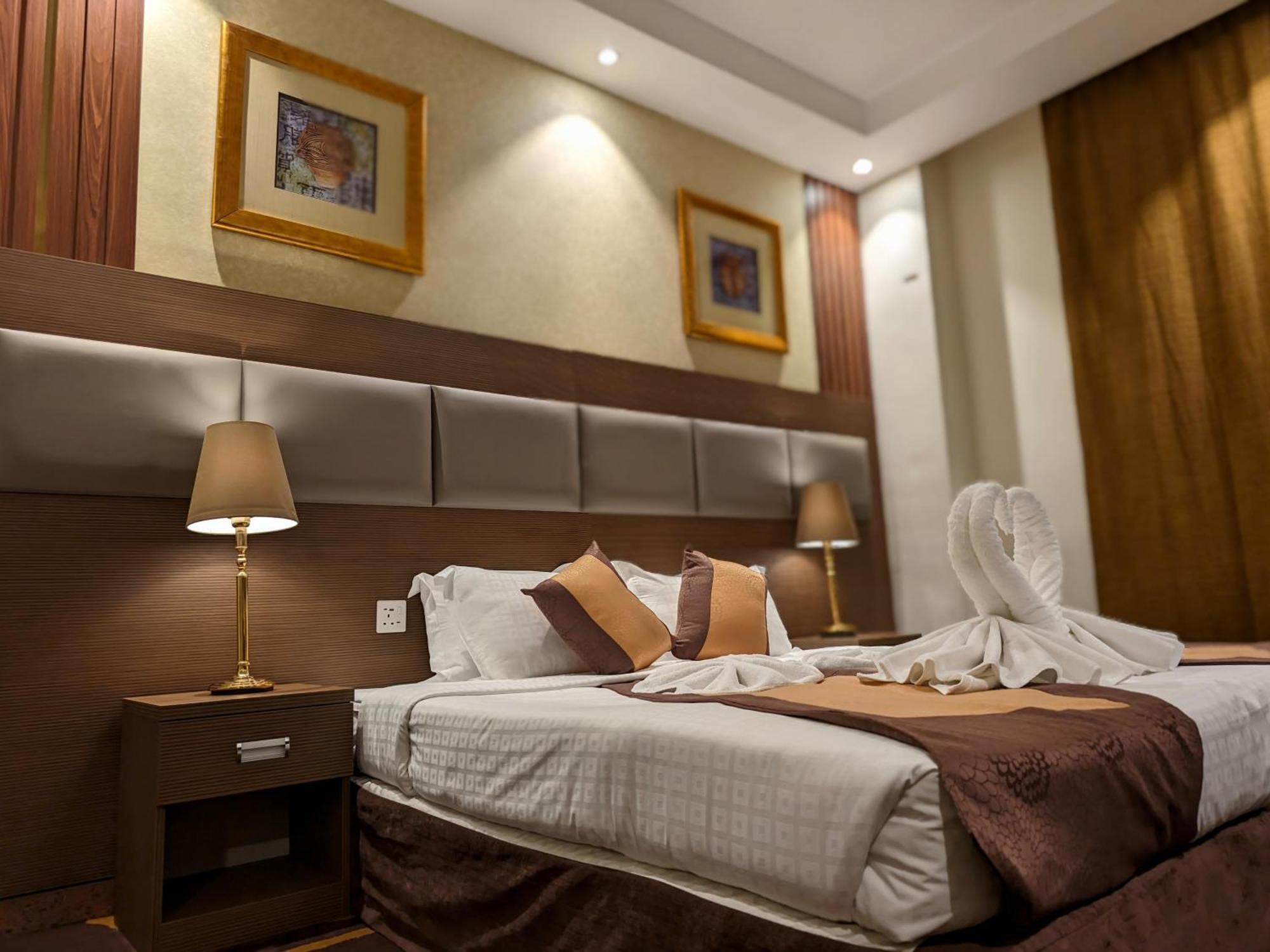 Qasr Al Ansar Golden Tulip Hotel Медина Экстерьер фото