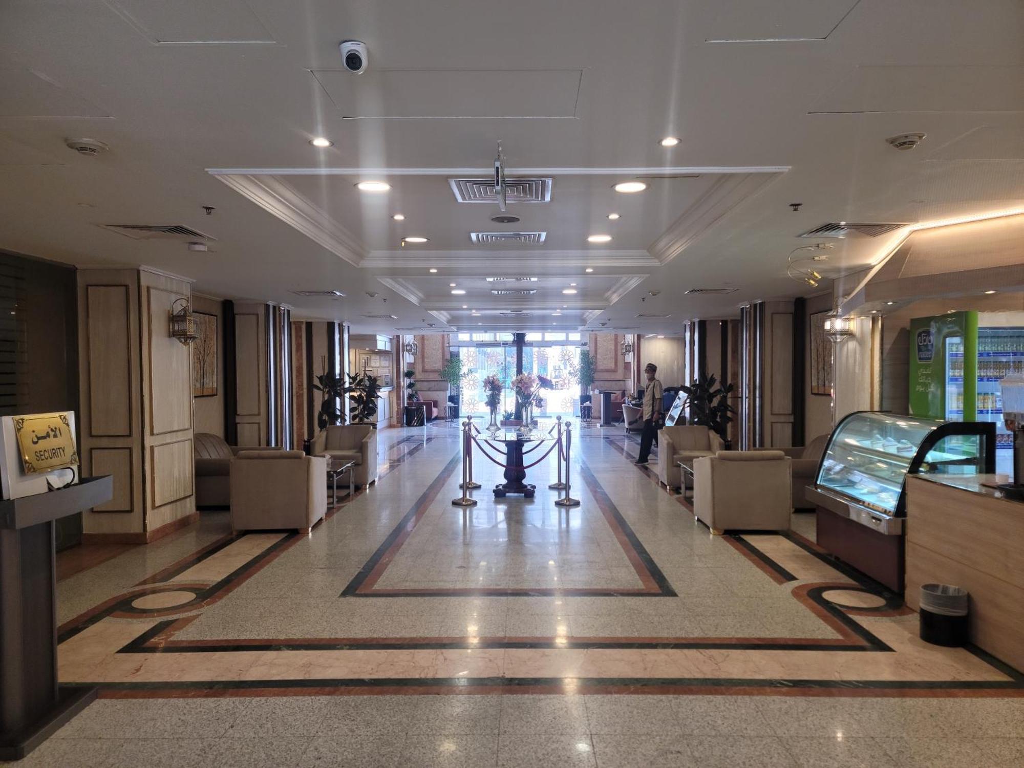 Qasr Al Ansar Golden Tulip Hotel Медина Экстерьер фото