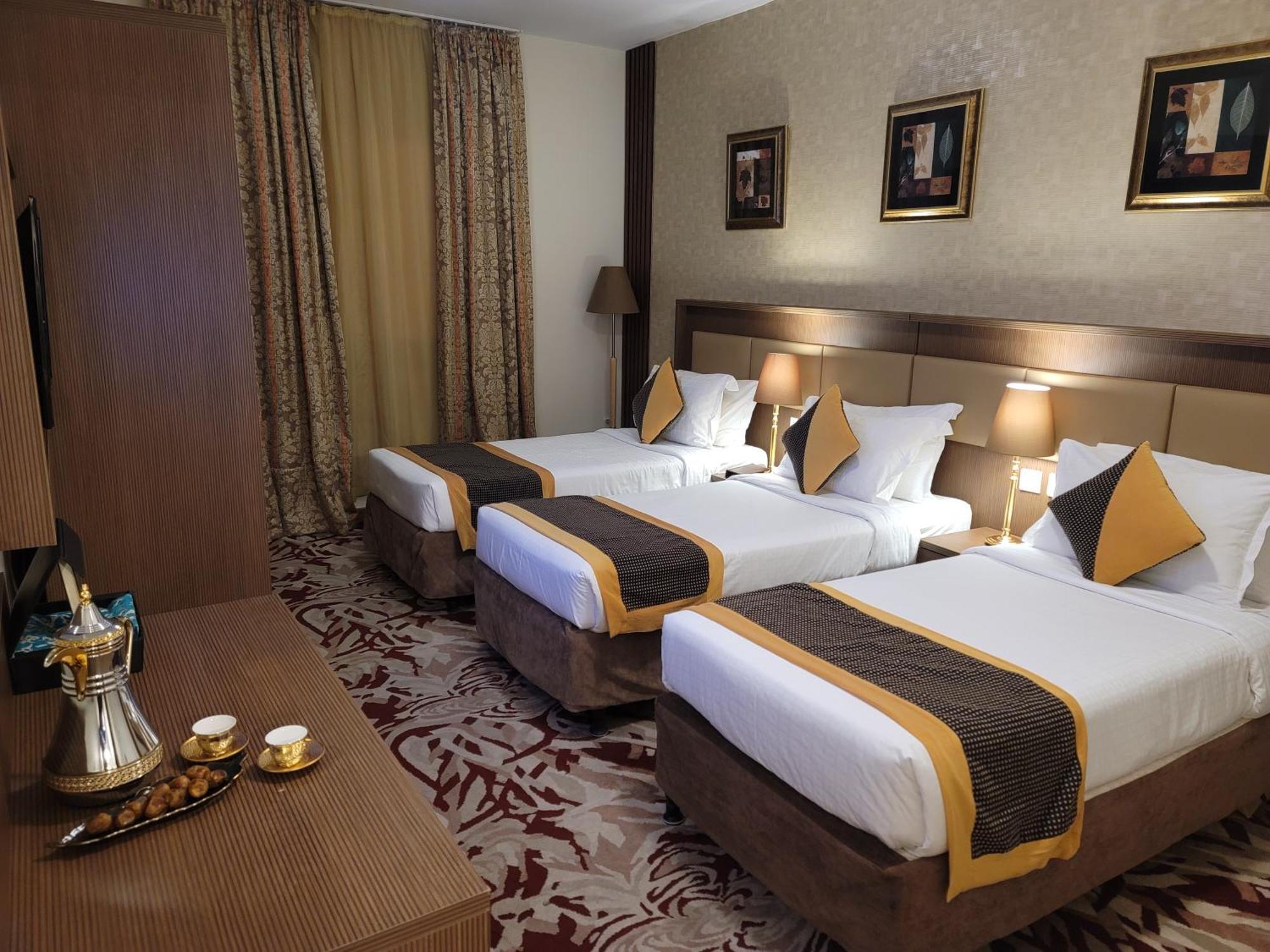 Qasr Al Ansar Golden Tulip Hotel Медина Экстерьер фото