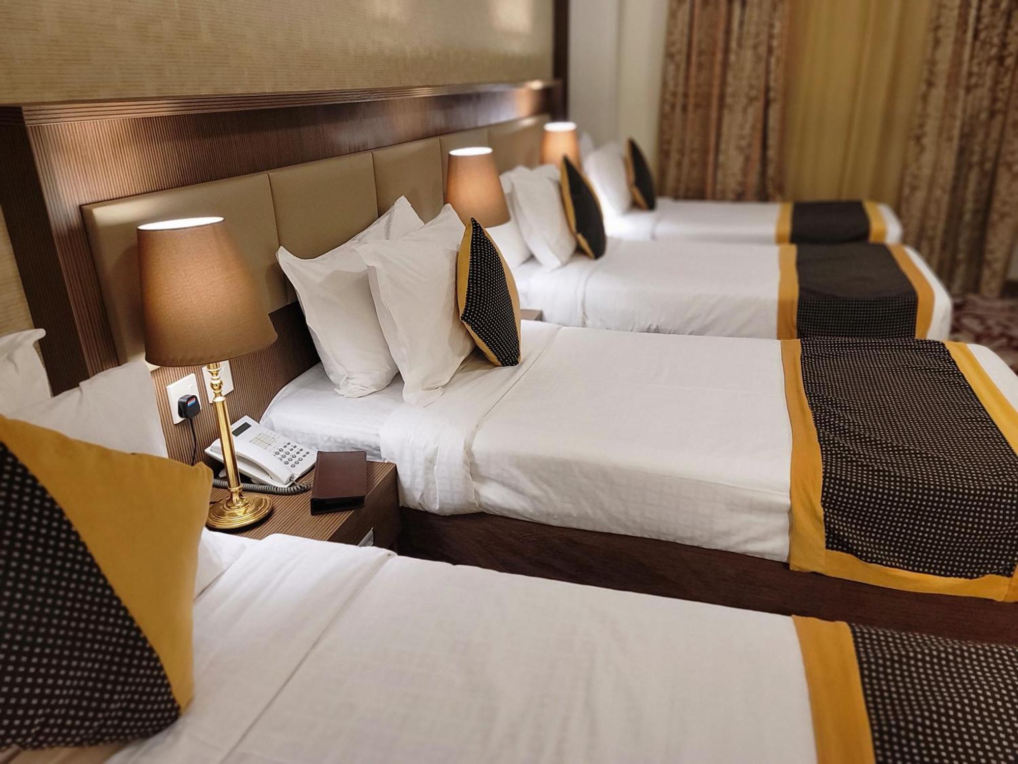 Qasr Al Ansar Golden Tulip Hotel Медина Экстерьер фото